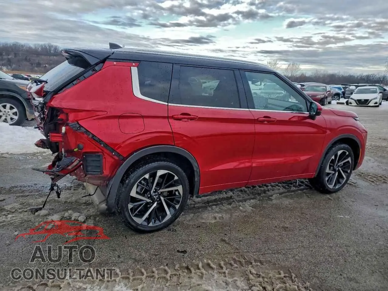 2024 MITSUBISHI OUTLANDER Damaged VIN JA4J4WA80RZ055423 – side profile