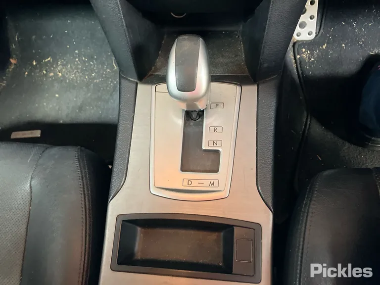 2010 Subaru Liberty Used VIN JF1BM9K92AG004678 – trunk area 2010 Subaru Liberty Used VIN JF1BM9K92AG004678 – trunk area