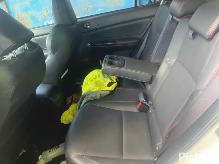 2018 Subaru WRX Damaged VIN JF1VAGK63JG021447 – interior seats