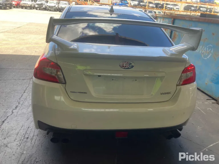 2018 Subaru WRX Damaged VIN JF1VAGK63JG021447 – photo 16