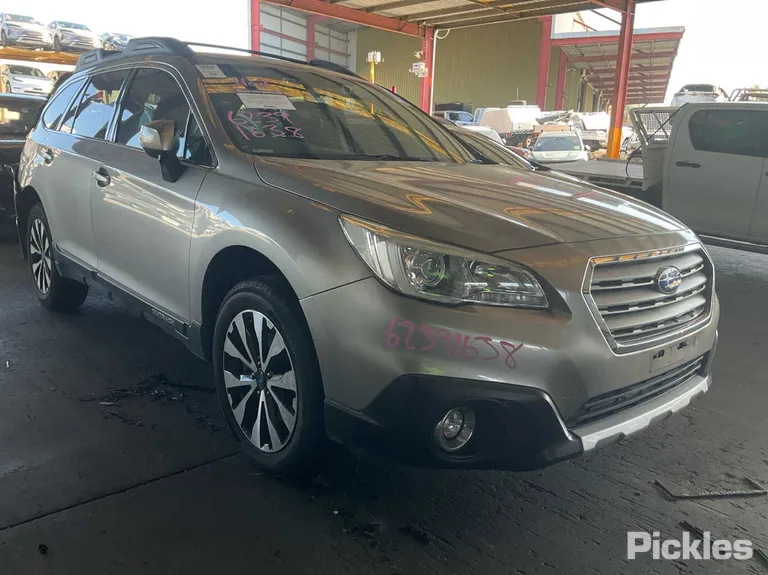 2017 Subaru Outback Used VIN JF2BS9KC2HG064922 – front exterior