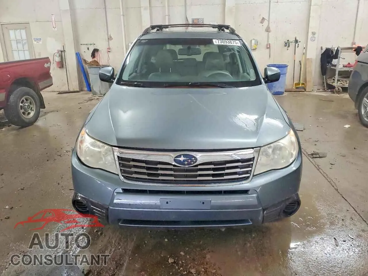 2009 SUBARU FORESTER Damaged VIN JF2SH63619H725689 – interior seats