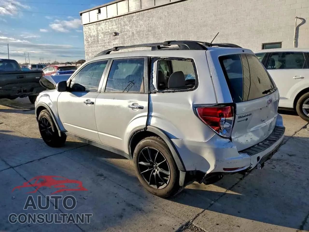 2011 SUBARU FORESTER Damaged VIN JF2SHADC9BG752805 – rear exterior