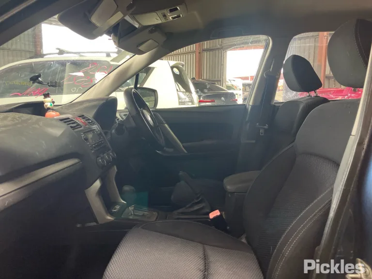 2013 Subaru Forester Damaged VIN JF2SJ9KC5DG004272 – dashboard 2013 Subaru Forester Damaged VIN JF2SJ9KC5DG004272 – dashboard