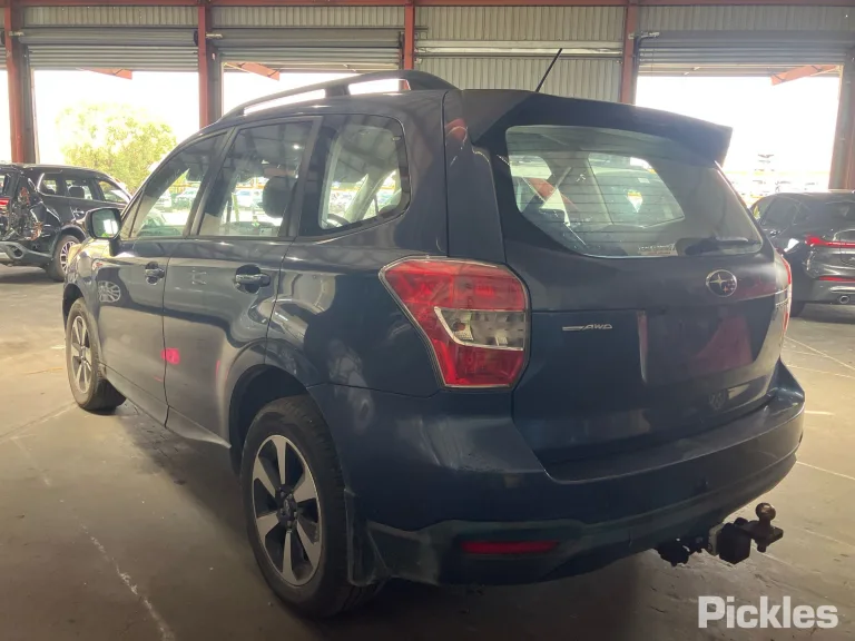 2013 Subaru Forester Damaged VIN JF2SJ9KC5DG004272 – interior seats 2013 Subaru Forester Damaged VIN JF2SJ9KC5DG004272 – interior seats