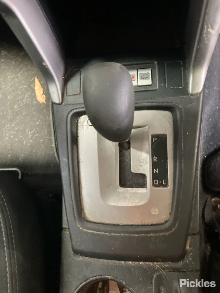 2013 Subaru Forester Damaged VIN JF2SJ9KC5DG004272 – trunk area 2013 Subaru Forester Damaged VIN JF2SJ9KC5DG004272 – trunk area