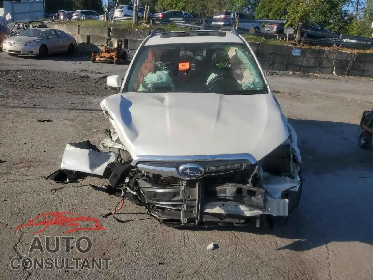 2014 SUBARU FORESTER Damaged VIN JF2SJAEC7EH461236 – interior seats 2014 SUBARU FORESTER Damaged VIN JF2SJAEC7EH461236 – interior seats