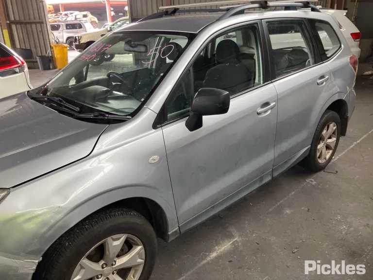 2014 Subaru Forester Damaged VIN JF2SJDKZ3EG030521 – undercarriage