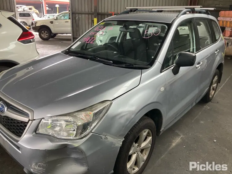 2014 Subaru Forester Damaged VIN JF2SJDKZ3EG030521 – trunk area