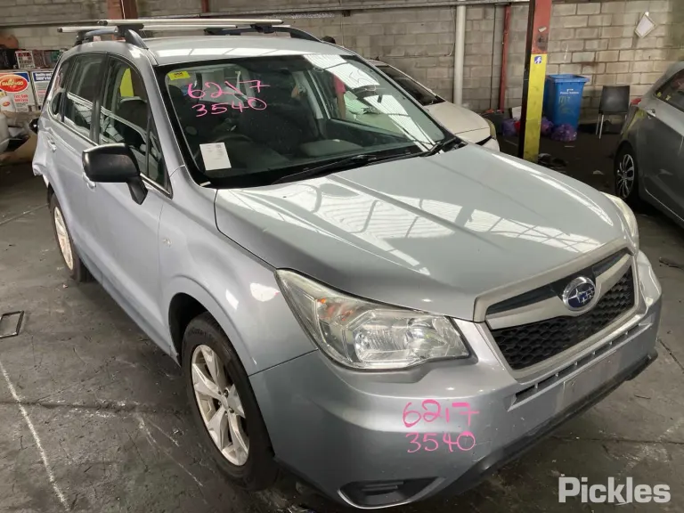 2014 Subaru Forester Damaged VIN JF2SJDKZ3EG030521 – photo 17
