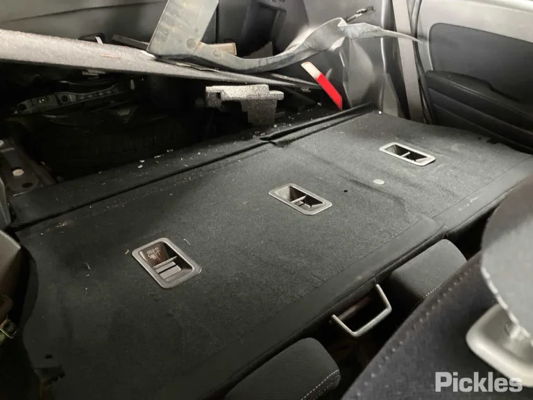 2014 Subaru Forester Damaged VIN JF2SJDKZ3EG030521 – photo 27
