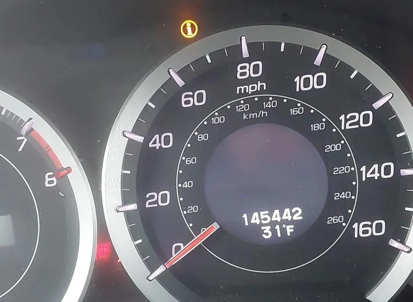 2011 ACURA TSX Used VIN JH4CU2F60BC001013 – undercarriage 2011 ACURA TSX Used VIN JH4CU2F60BC001013 – undercarriage