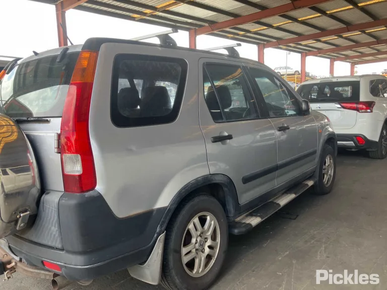 2003 Honda CR-V Damaged VIN JHLRD78403C210555 – photo 15 2003 Honda CR-V Damaged VIN JHLRD78403C210555 – photo 15