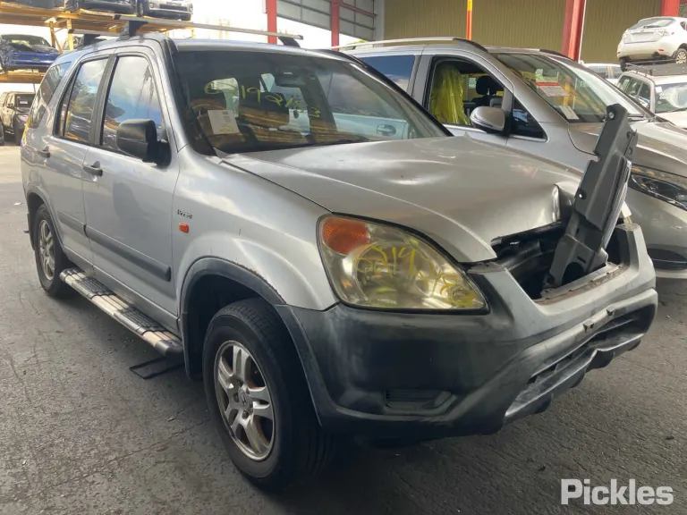 2003 Honda CR-V Damaged VIN JHLRD78403C210555 – photo 21 2003 Honda CR-V Damaged VIN JHLRD78403C210555 – photo 21