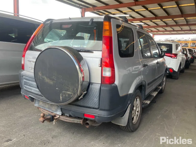 2003 Honda CR-V Damaged VIN JHLRD78403C210555 – photo 27 2003 Honda CR-V Damaged VIN JHLRD78403C210555 – photo 27