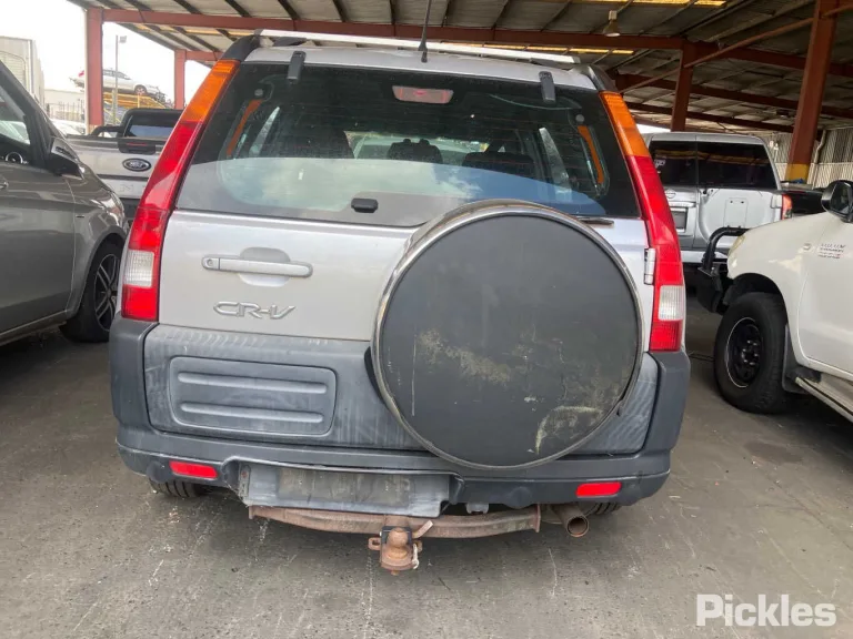 2003 Honda CR-V Damaged VIN JHLRD78403C210555 – photo 29 2003 Honda CR-V Damaged VIN JHLRD78403C210555 – photo 29