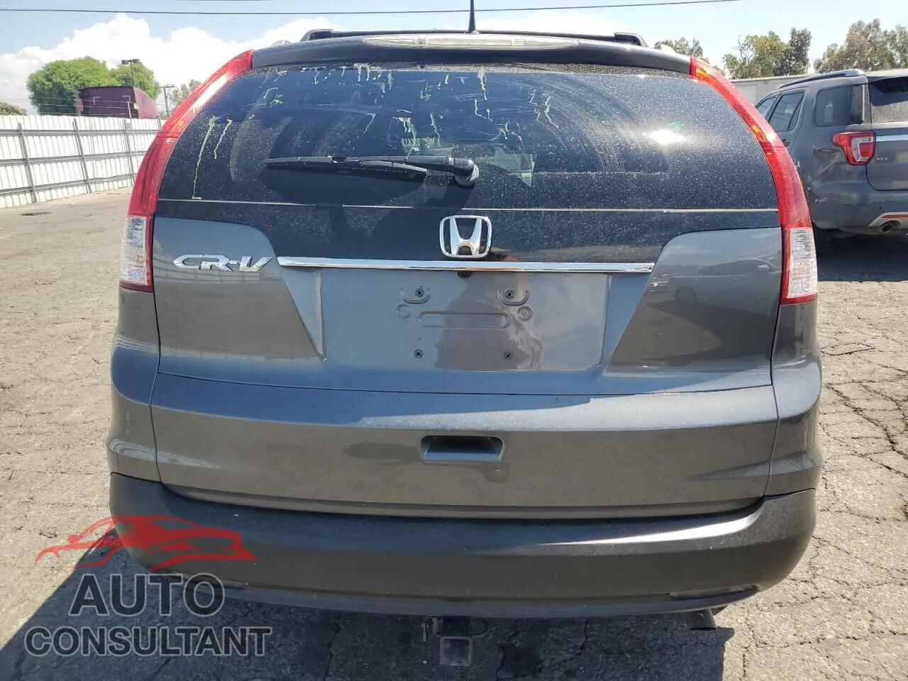 2012 HONDA CRV Damaged VIN JHLRM3H70CC010841 – engine bay 2012 HONDA CRV Damaged VIN JHLRM3H70CC010841 – engine bay