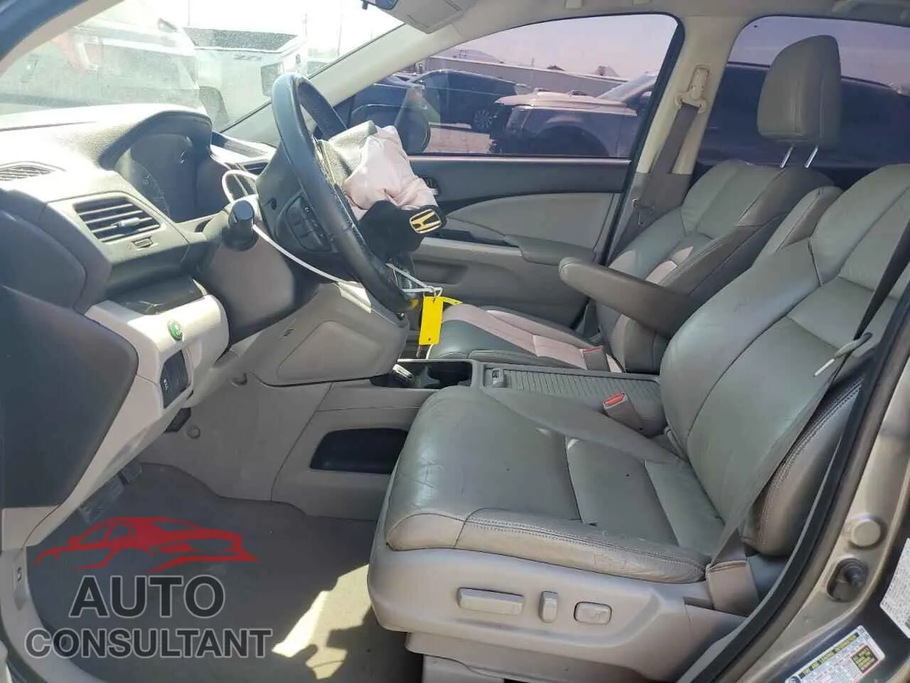 2012 HONDA CRV Damaged VIN JHLRM3H70CC010841 – exterior detail 2012 HONDA CRV Damaged VIN JHLRM3H70CC010841 – exterior detail