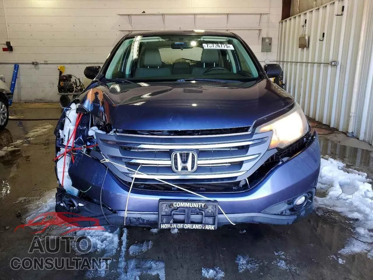 2012 HONDA CRV Damaged VIN JHLRM4H57CC028273 – interior seats