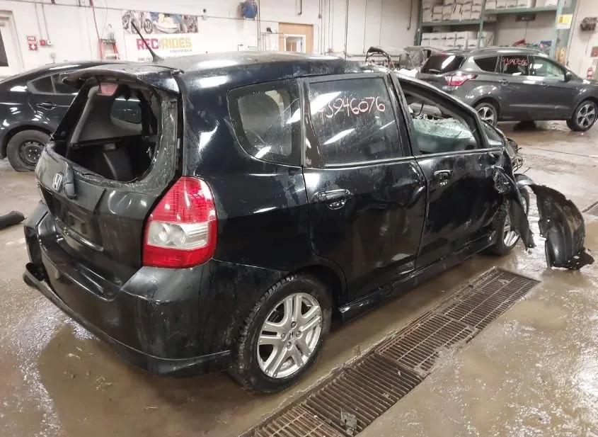 2008 HONDA Fit Used VIN JHMGD38678S032648 – dashboard