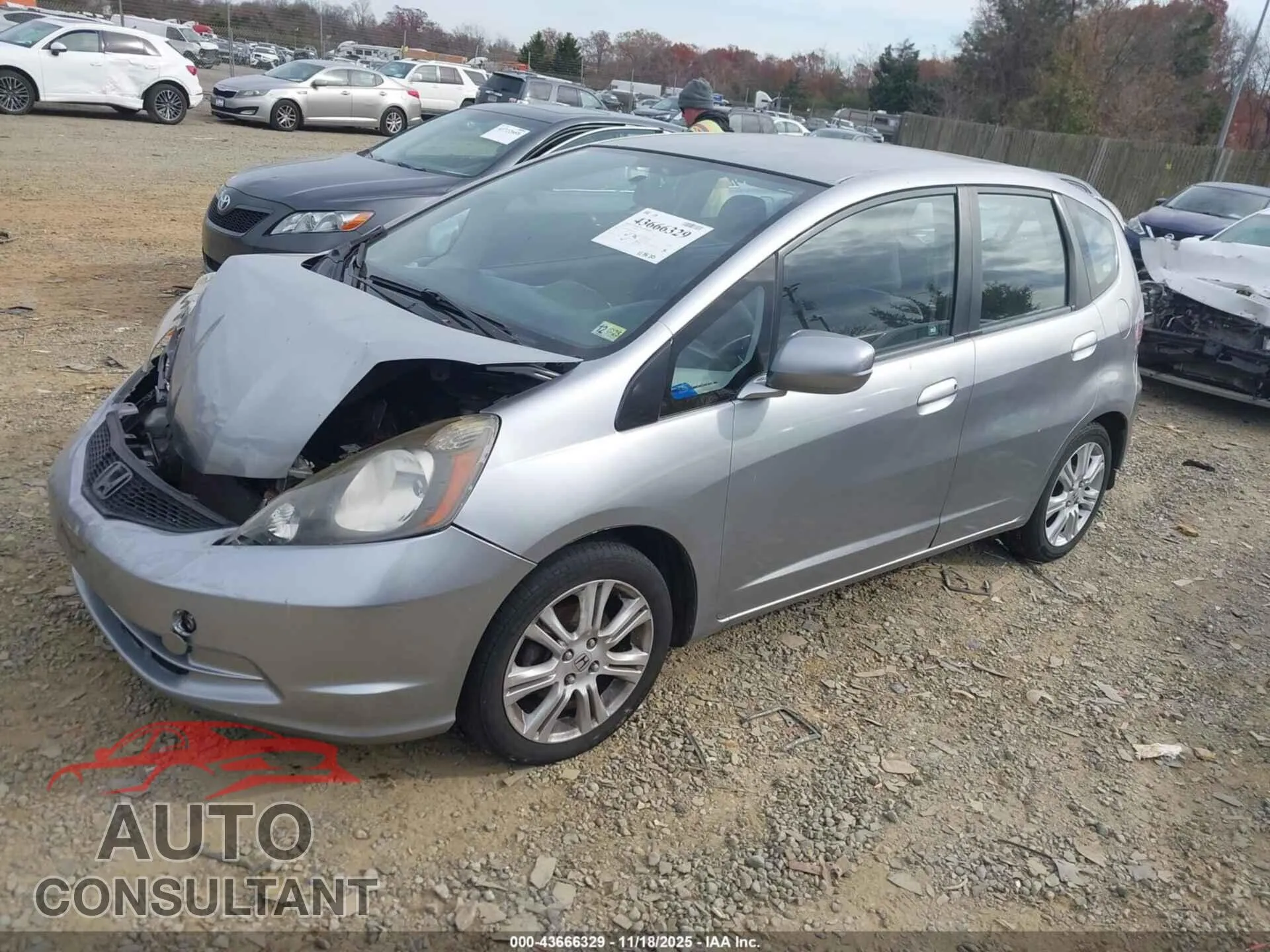 2009 HONDA FIT Damaged VIN JHMGE88239S000658 – rear exterior