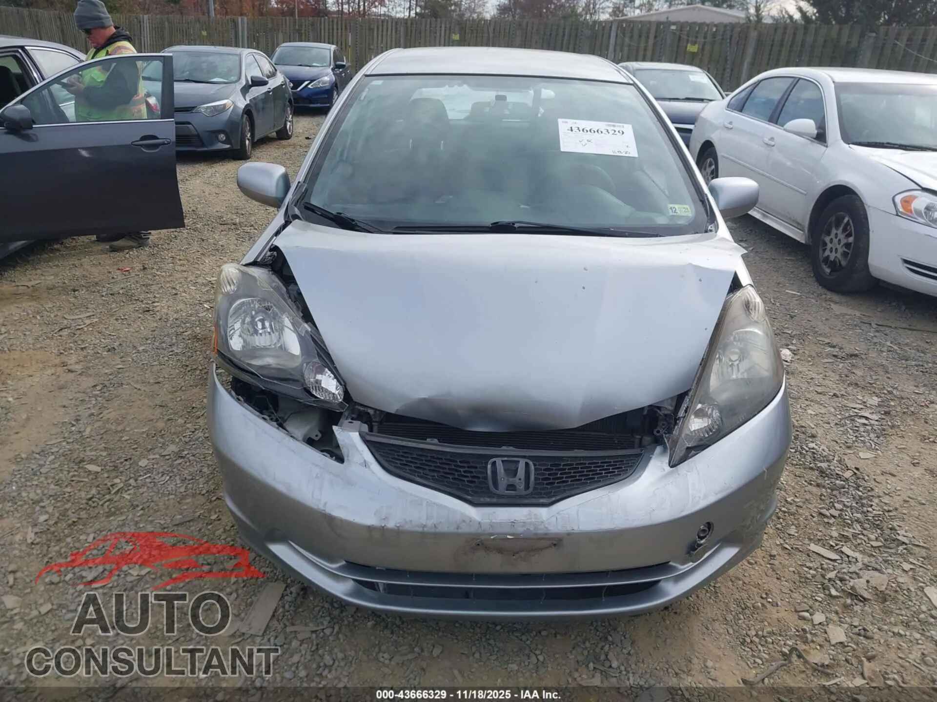 2009 HONDA FIT Damaged VIN JHMGE88239S000658 – photo 12