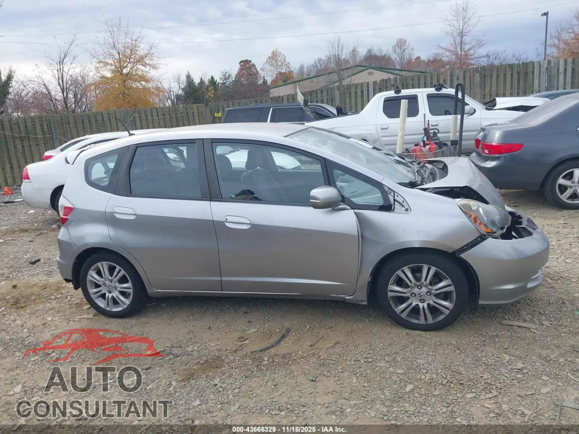 2009 HONDA FIT Damaged VIN JHMGE88239S000658 – photo 13