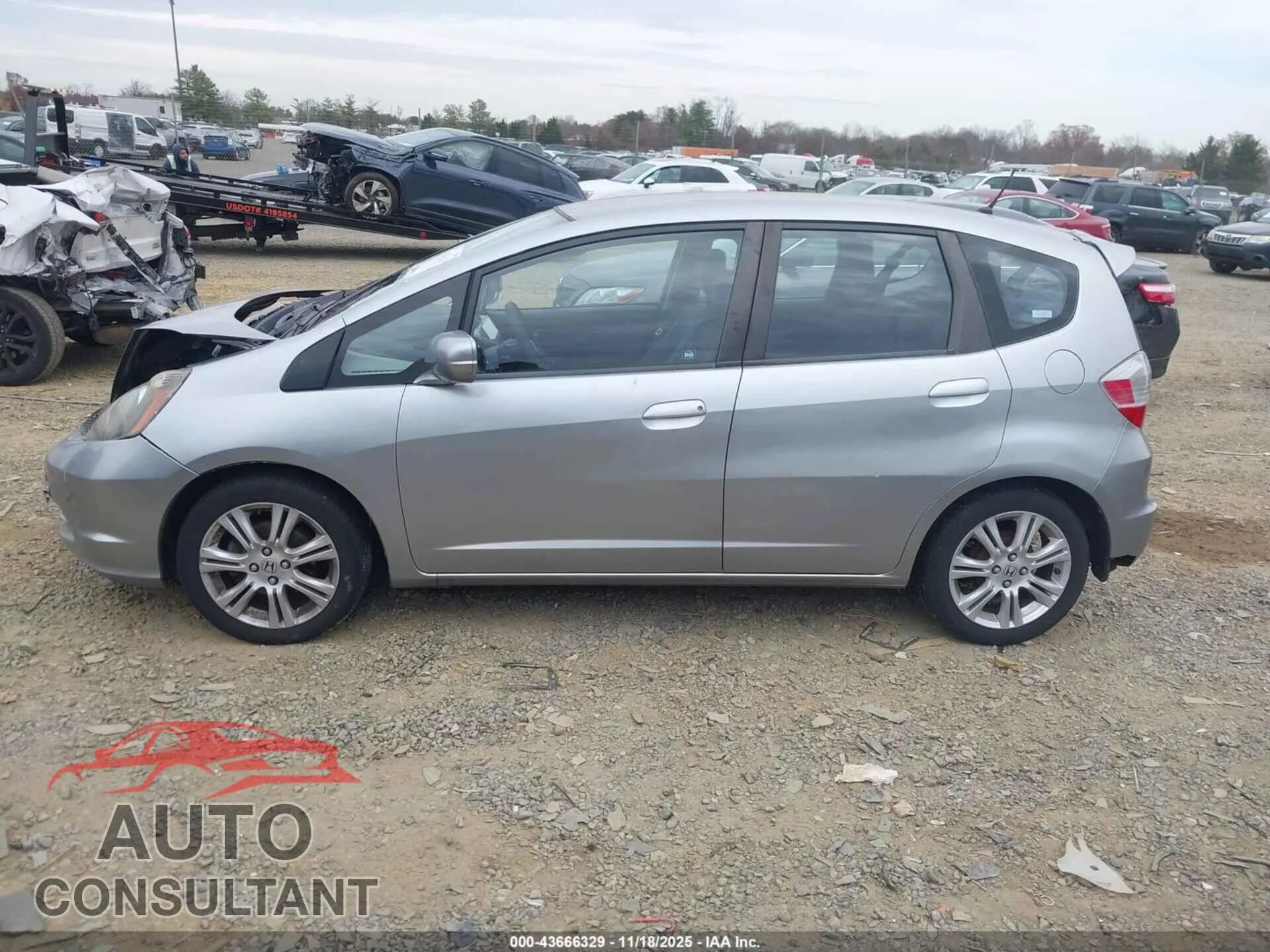 2009 HONDA FIT Damaged VIN JHMGE88239S000658 – photo 14