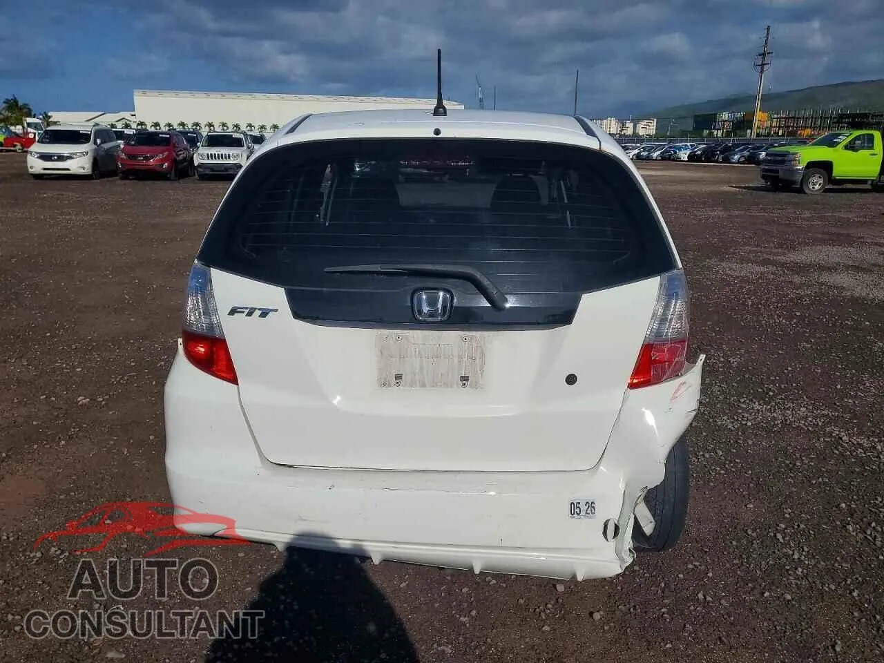 2009 HONDA FIT Damaged VIN JHMGE88239S067115 – engine bay
