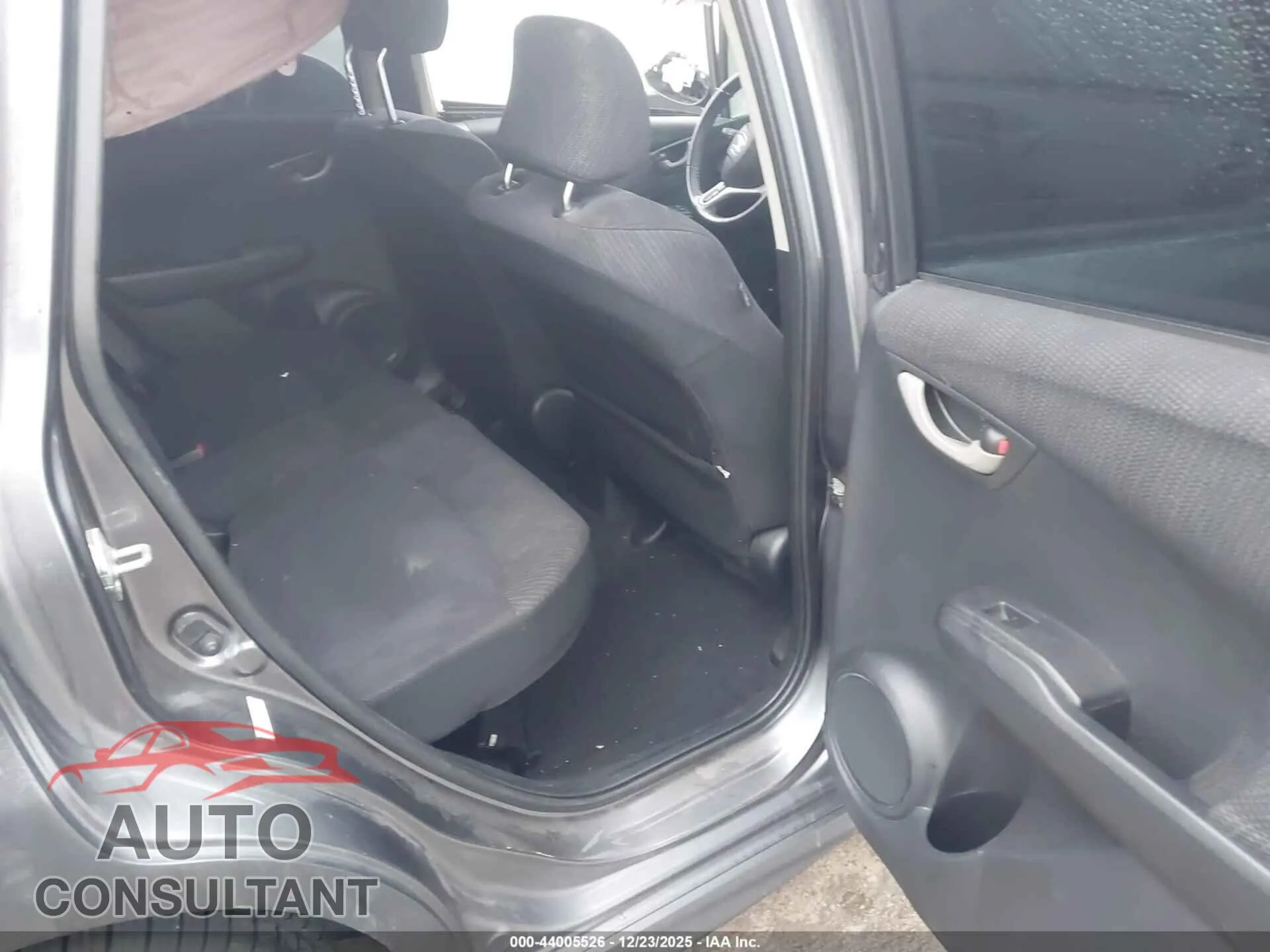 2012 HONDA FIT Damaged VIN JHMGE8G52CC016332 – undercarriage