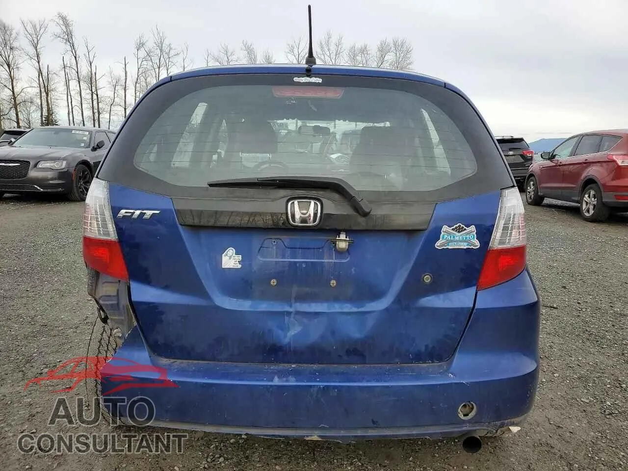 2010 HONDA FIT Damaged VIN JHMGE8H22AC007907 – engine bay