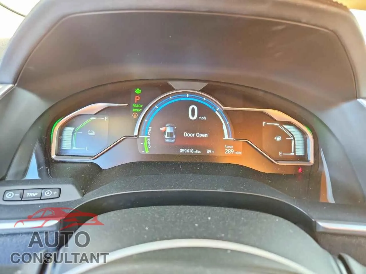 2018 HONDA CLARITY Damaged VIN JHMZC5F35JC004413 – trunk area