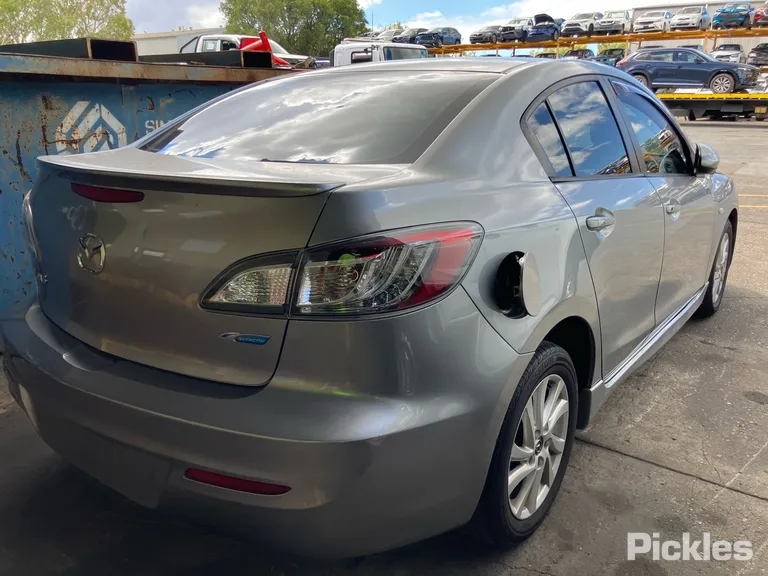 2012 Mazda 3 Used VIN JM0BL107200362705 – side profile
