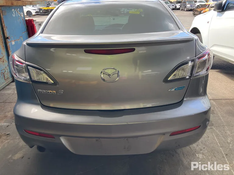 2012 Mazda 3 Used VIN JM0BL107200362705 – interior seats