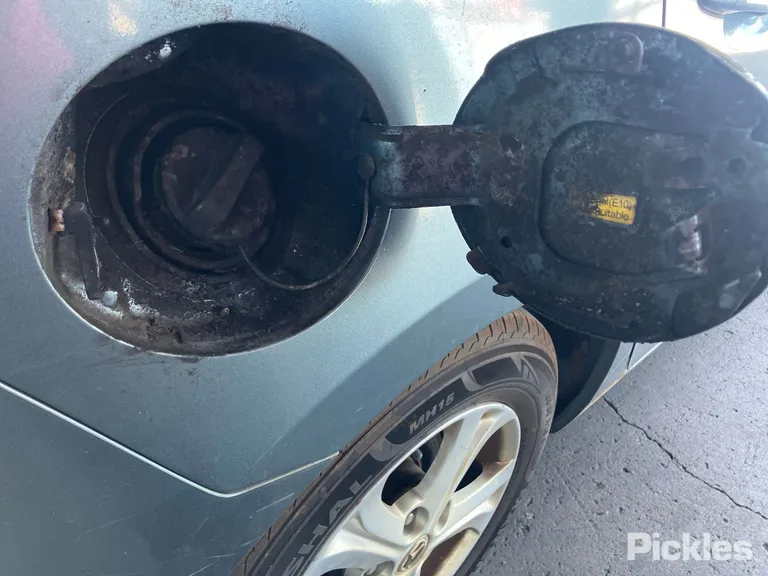 2012 Mazda 3 Used VIN JM0BL10F200337510 – side profile