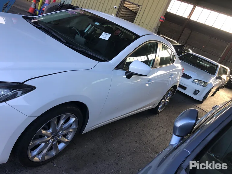 2015 Mazda 3 Used VIN JM0BM523810169044 – photo 19