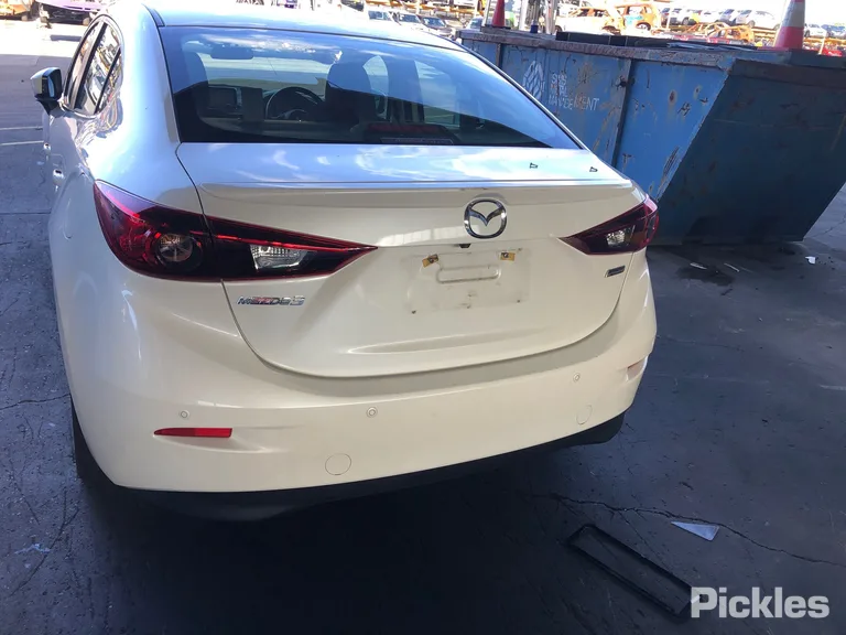 2015 Mazda 3 Used VIN JM0BM523810169044 – photo 20