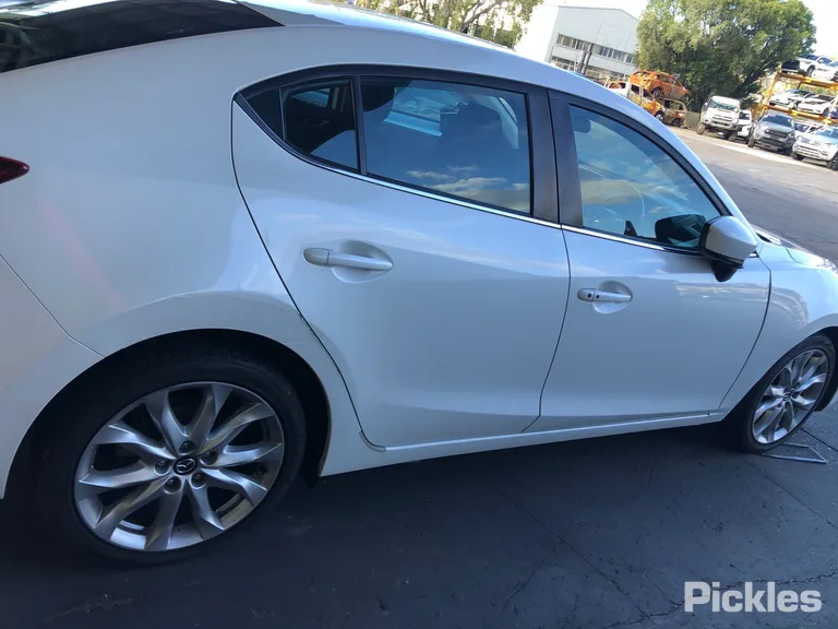 2015 Mazda 3 Used VIN JM0BM523810169044 – photo 29