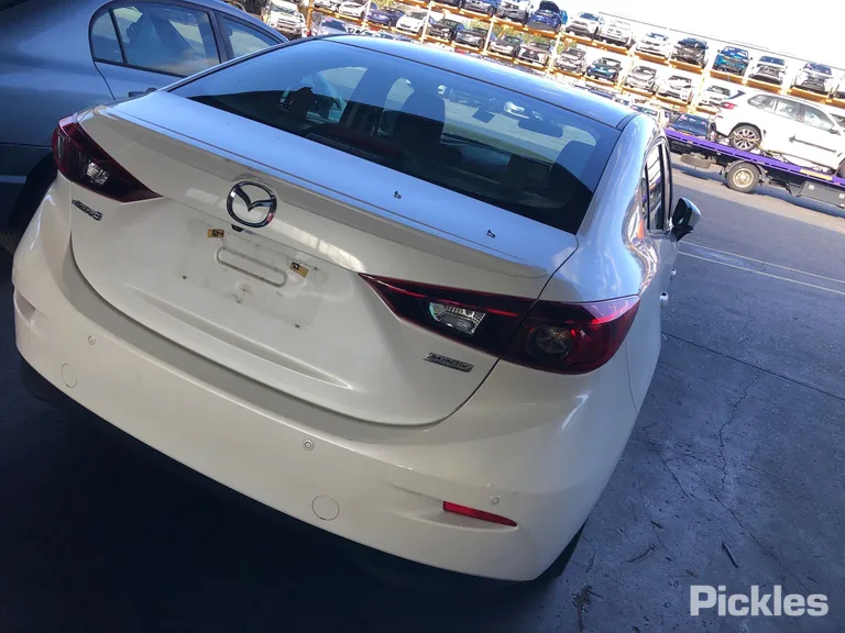 2015 Mazda 3 Used VIN JM0BM523810169044 – photo 33