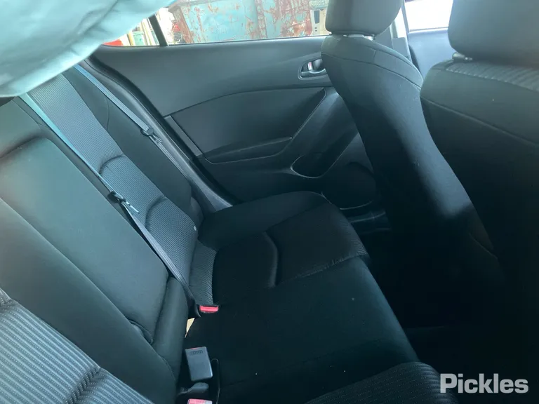 2014 Mazda 3 Used VIN JM0BM547810148566 – undercarriage