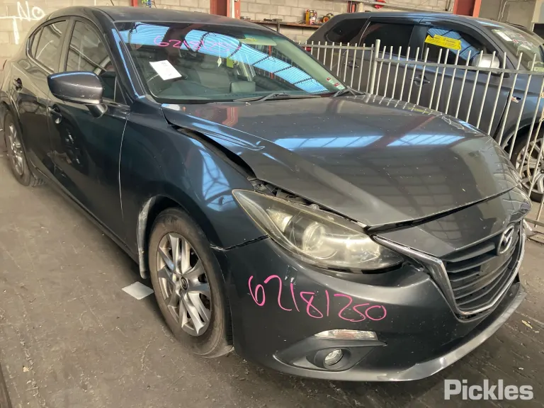 2015 Mazda 3 Damaged VIN JM0BM547810180127 – trunk area