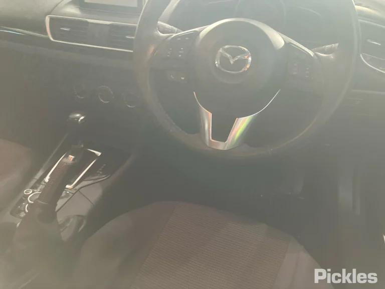 2015 Mazda 3 Damaged VIN JM0BM547810180127 – photo 11