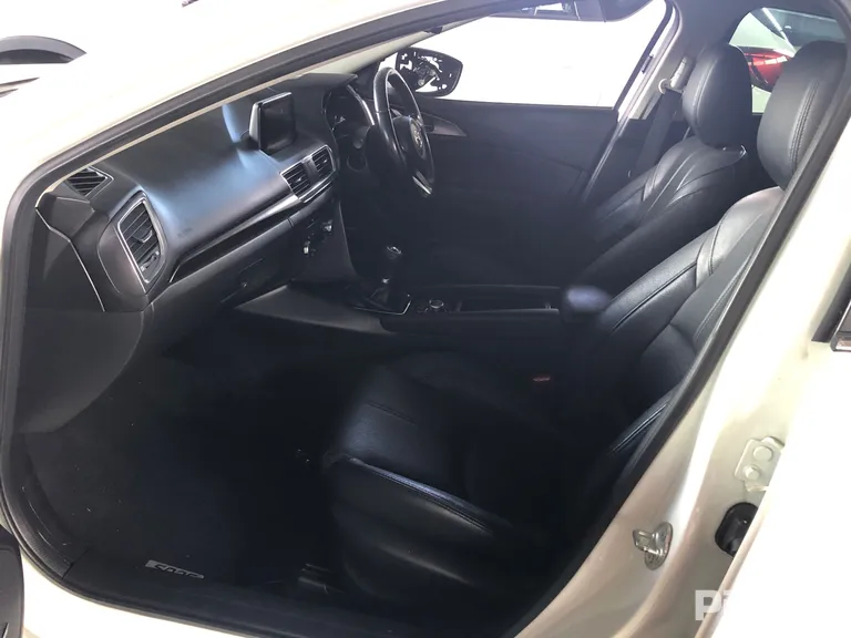 2017 Mazda 3 Used VIN JM0BN543610176509 – rear exterior