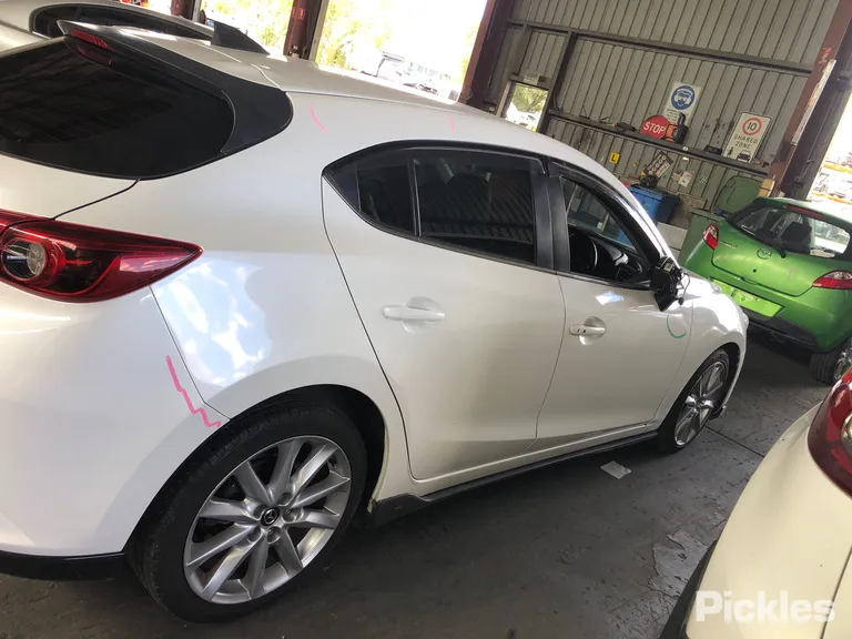 2017 Mazda 3 Used VIN JM0BN543610176509 – interior seats