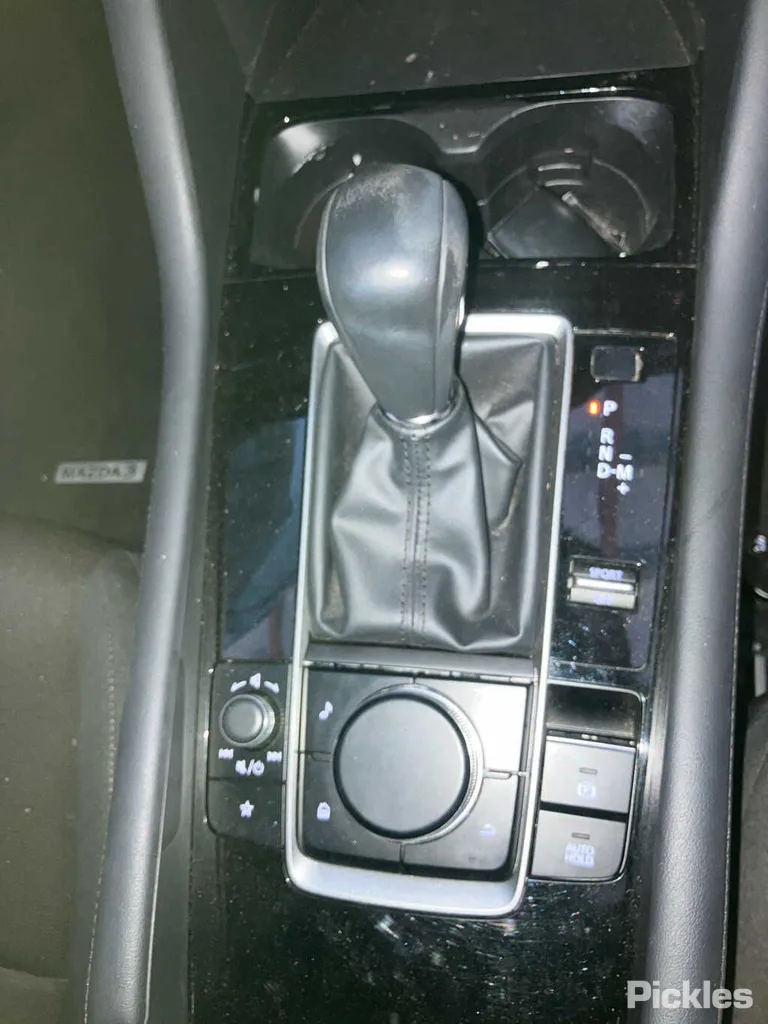 2023 Mazda 3 Used VIN JM0BP2H7A01304288 – photo 12