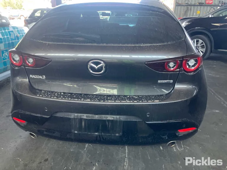 2023 Mazda 3 Used VIN JM0BP2H7A01304288 – photo 17