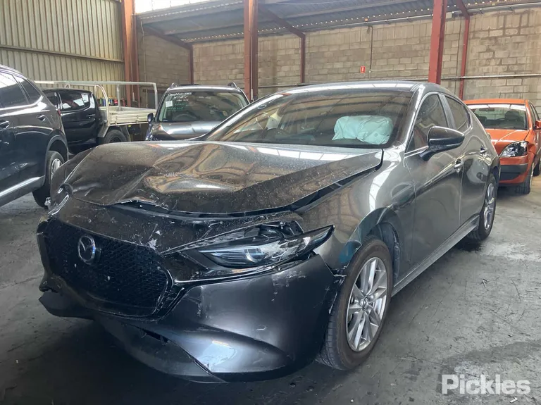 2023 Mazda 3 Used VIN JM0BP2H7A01304288 – photo 28