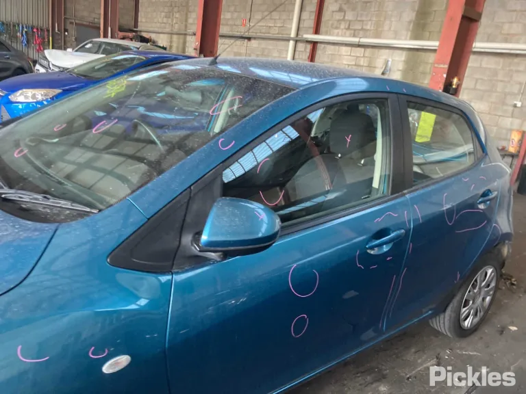 2011 Mazda 2 Damaged VIN JM0DE10Y2C0221248 – undercarriage