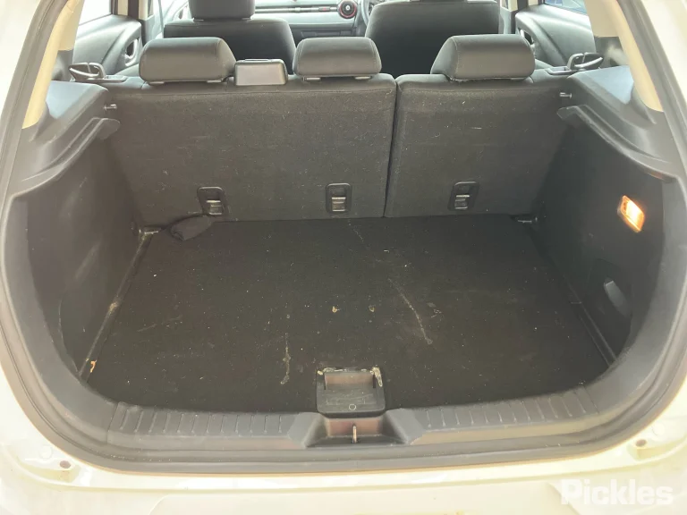 2015 Mazda CX-3 Damaged VIN JM0DK2W7600101069 – dashboard
