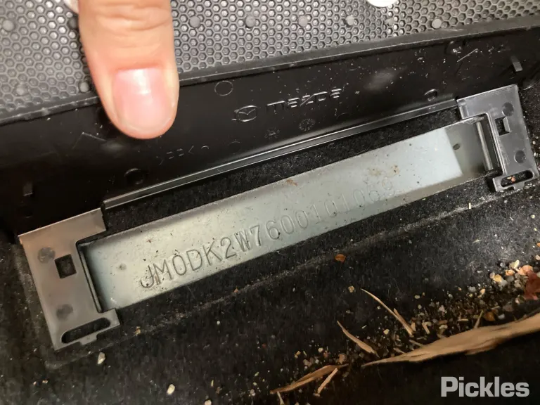 2015 Mazda CX-3 Damaged VIN JM0DK2W7600101069 – interior seats
